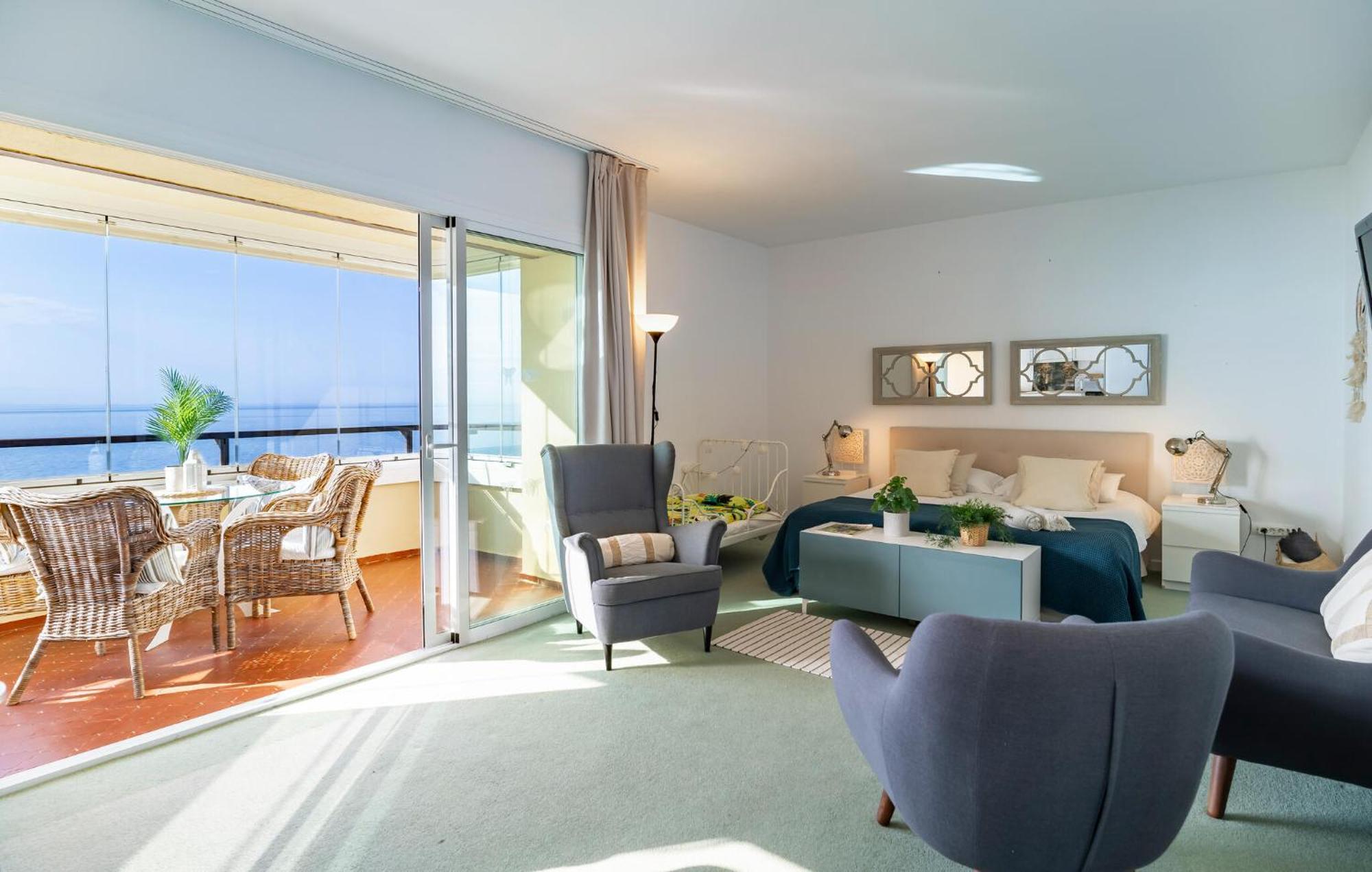 Apartment Amazing In With House Sea View *